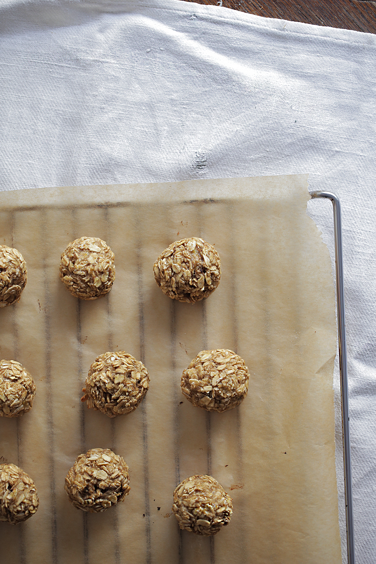 banana-oatmeal-balls.jpg