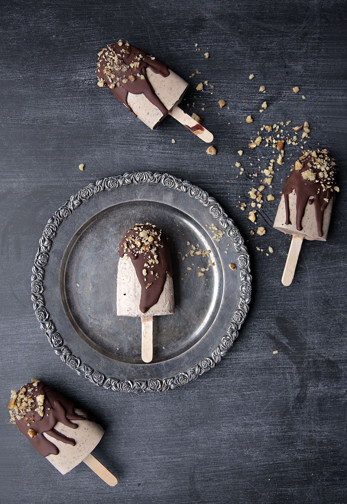 homemade-chocolate-ice-cream-recipe-1.jpg