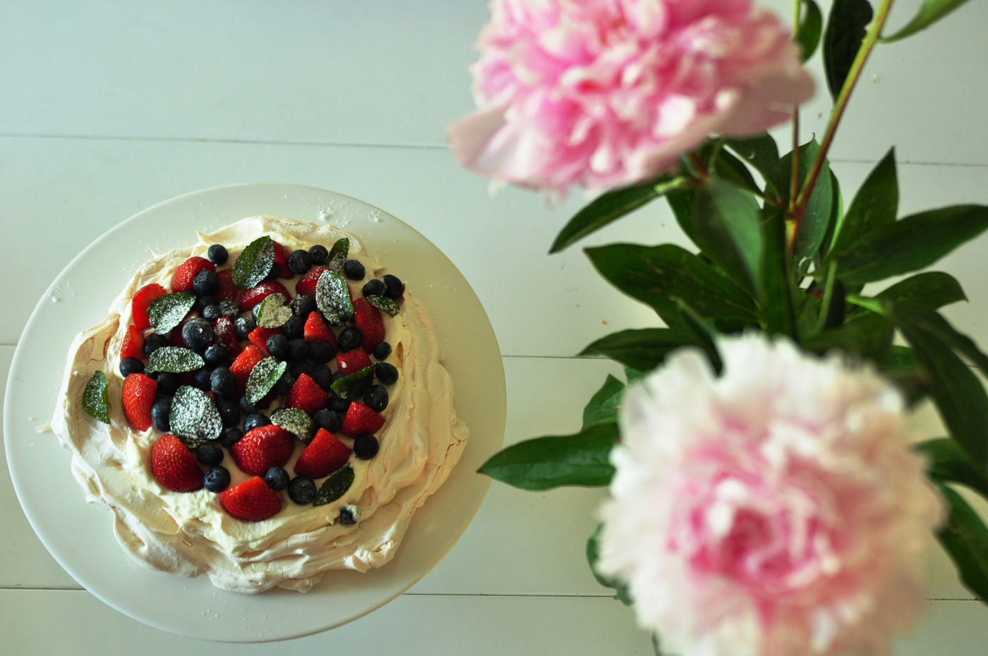 Täydellinen pavlova – 3h+kasvimaa | Lily