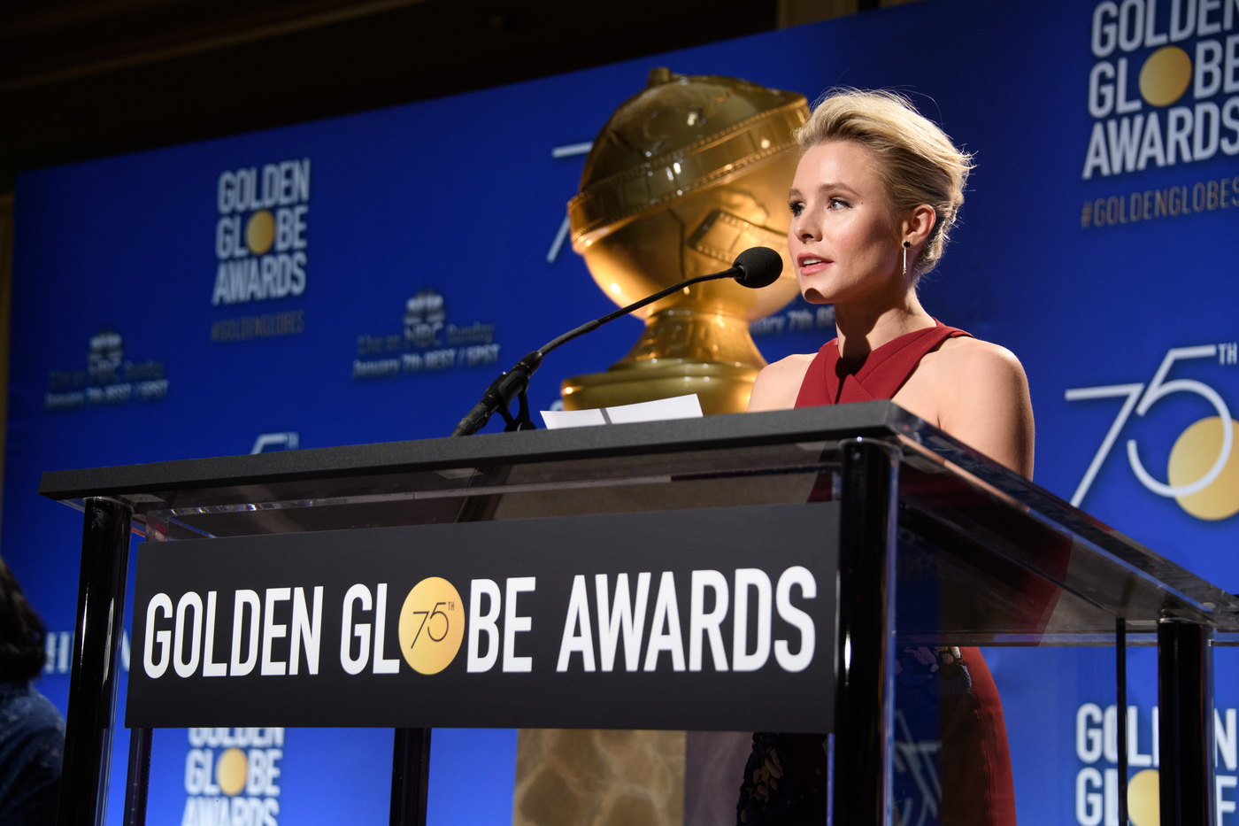 Golden Globes 2018 Kristen Bell.jpg
