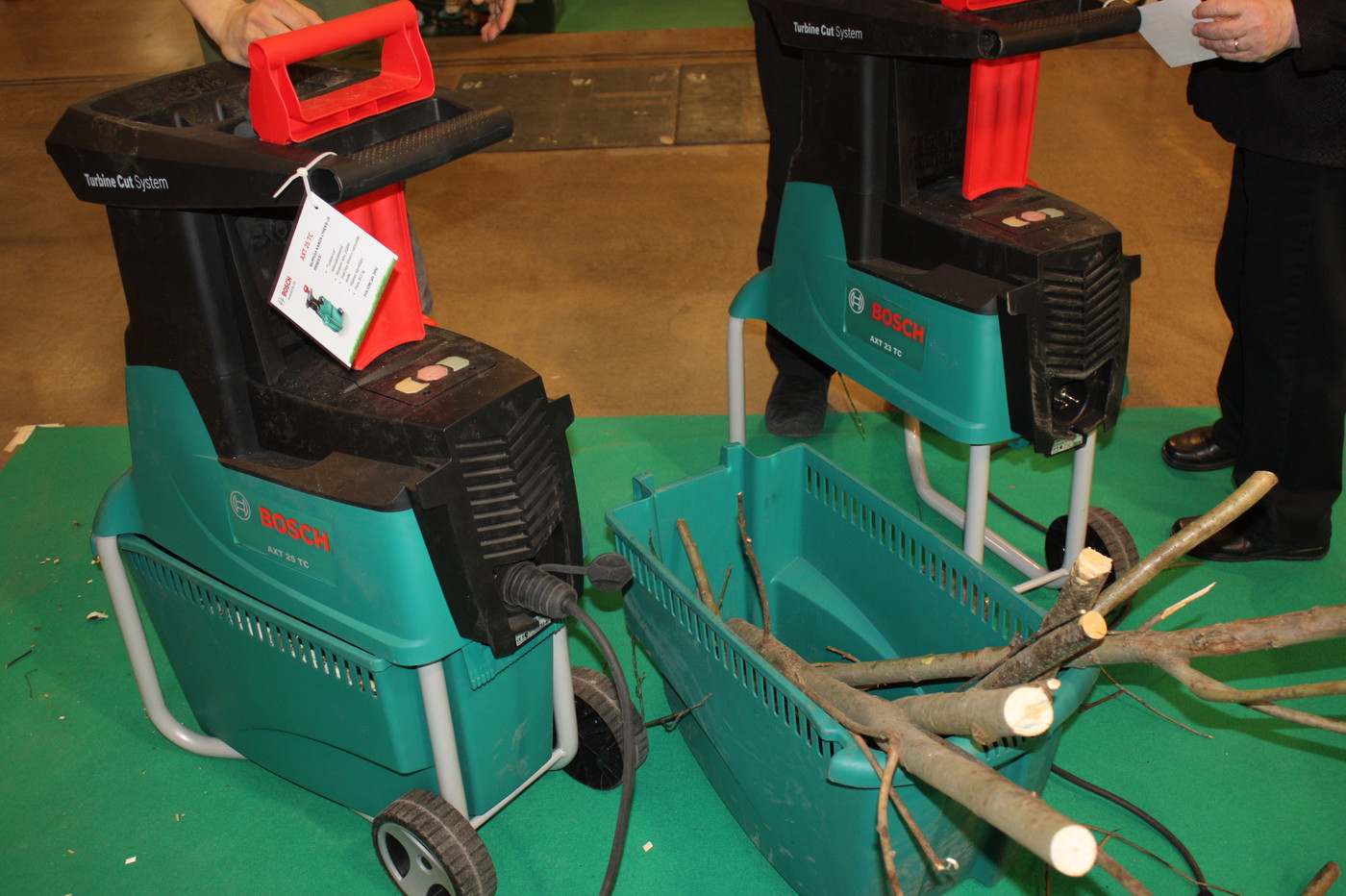 Bosch oksasilppurikone punainen remonttitupa.jpg