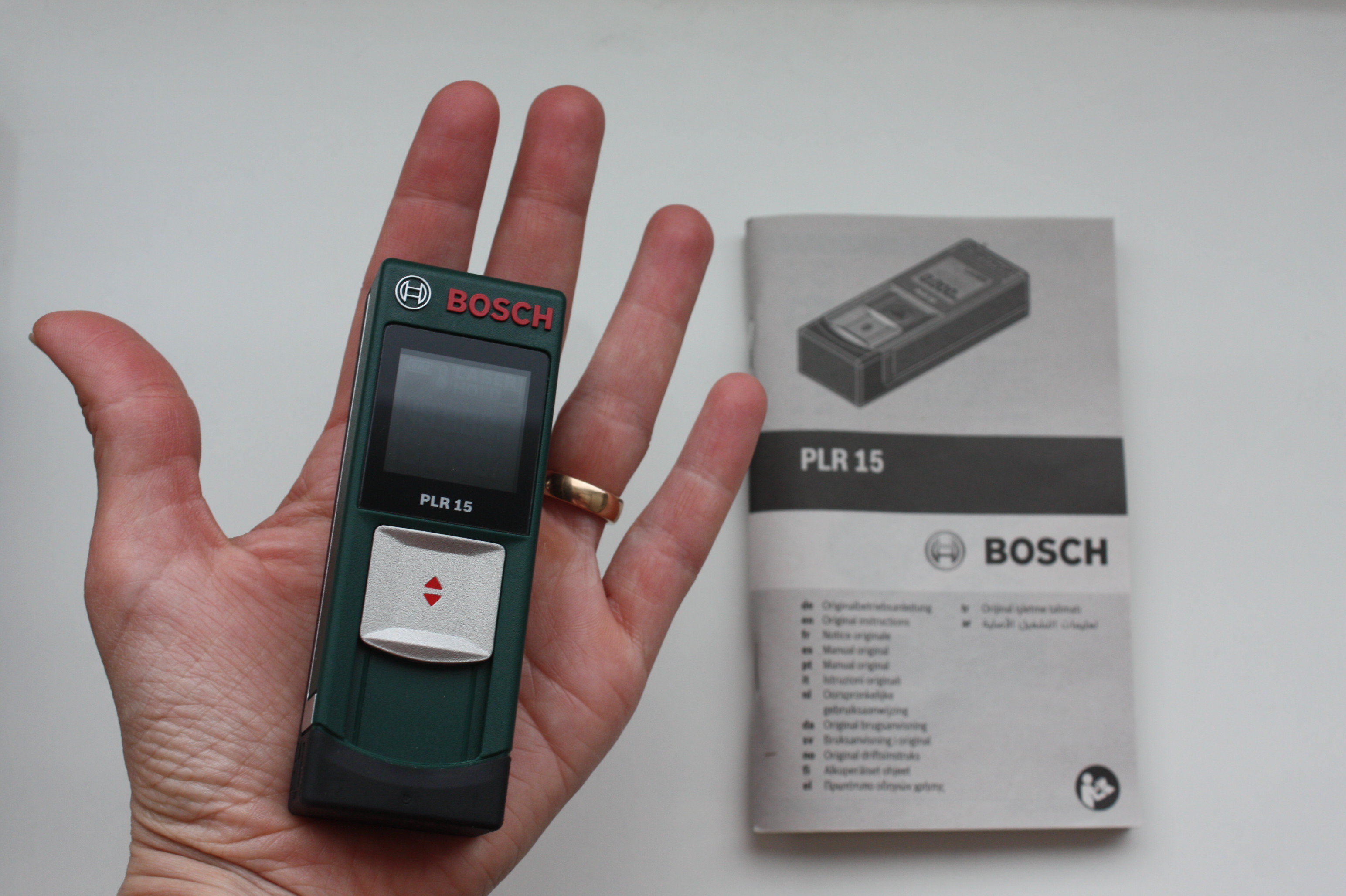 BOSCH PLR 15 laseretäisyysmittalaite kuva 5 punainen remonttitupa.jpg