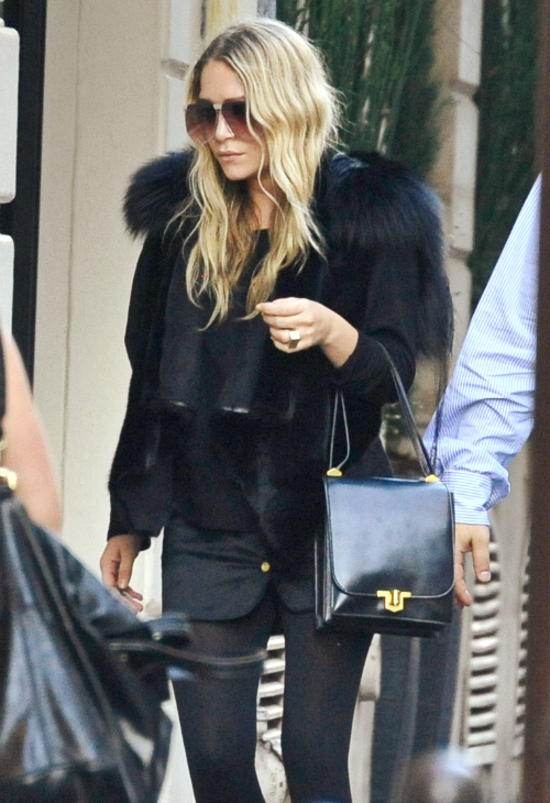 la-modella-mafia-Mary-Kate-and-Ashley-Olsen-2013-street-style-10.jpg