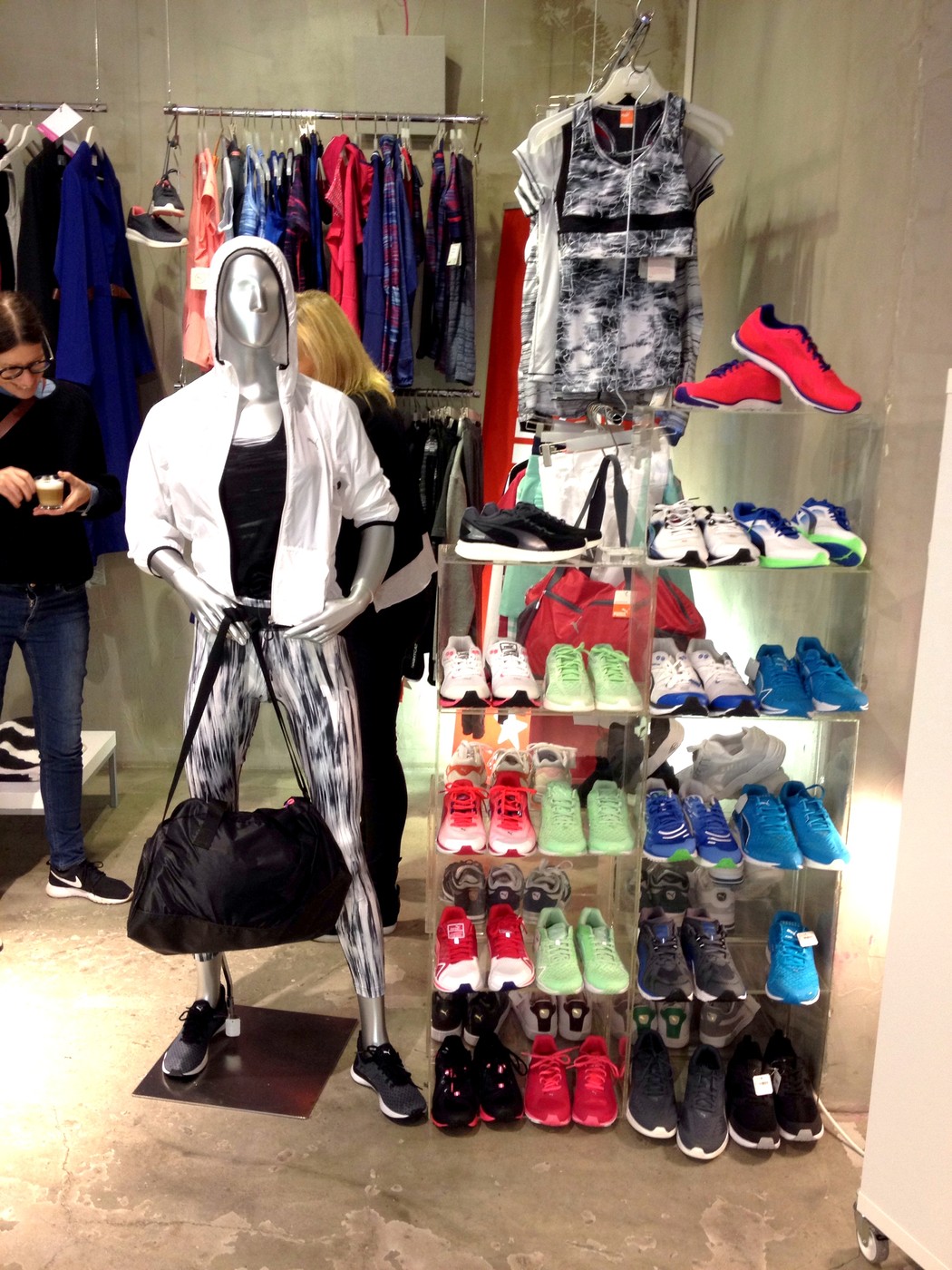 larafeelgoodinc_pressday5.JPG