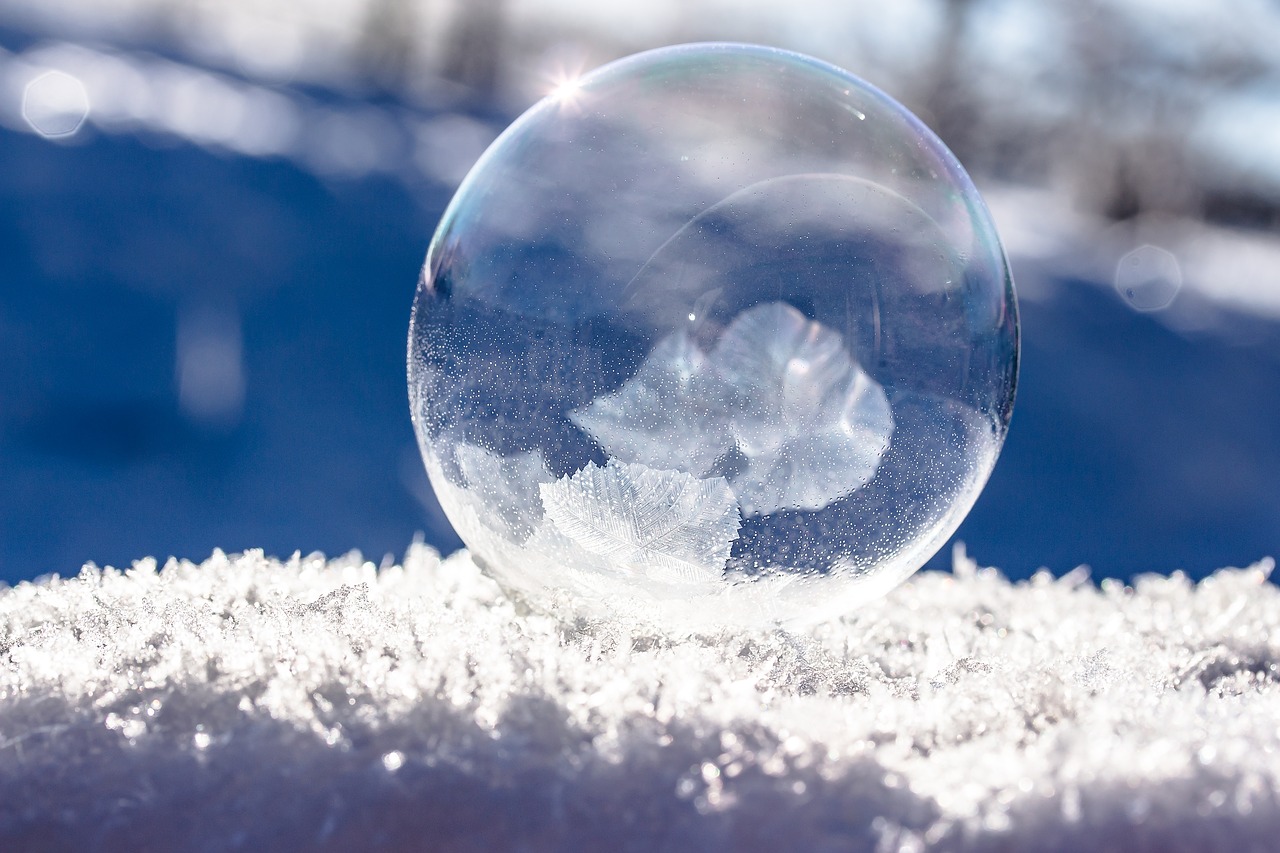 frozen-bubble-1986676_1280.jpg