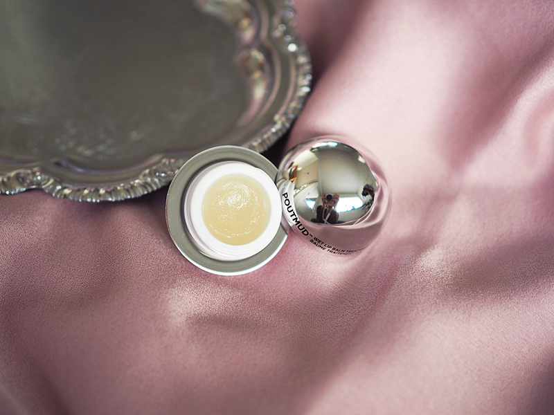 glamglow_poutmud-2.jpg