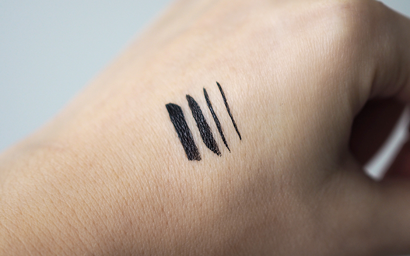 essence the cushion eyeliner 12.jpg