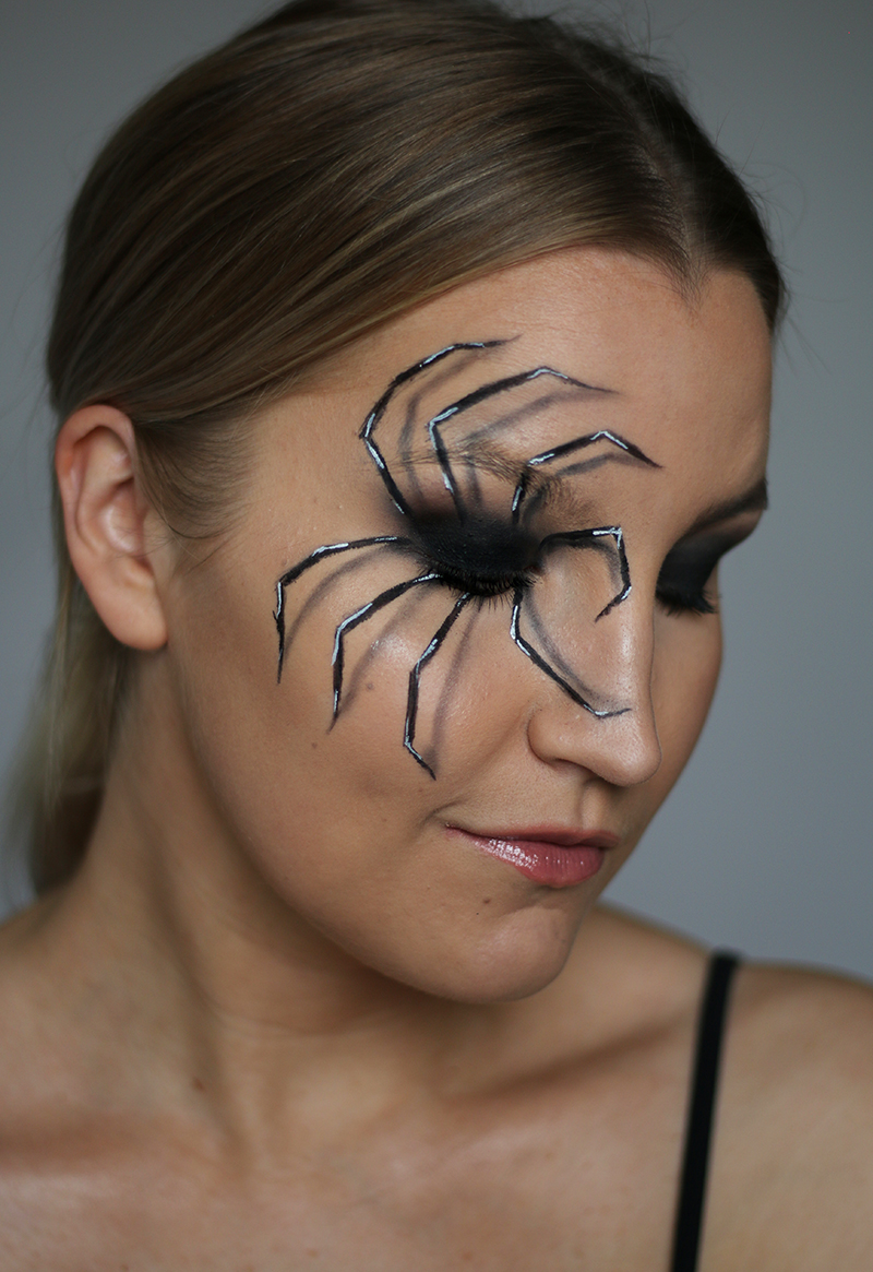 hämähäkki halloween meikki 2.jpg