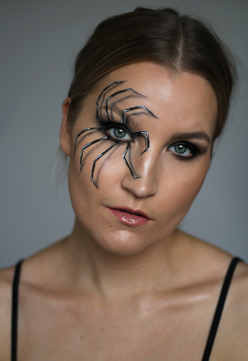 hämähäkki halloween meikki 6.jpg