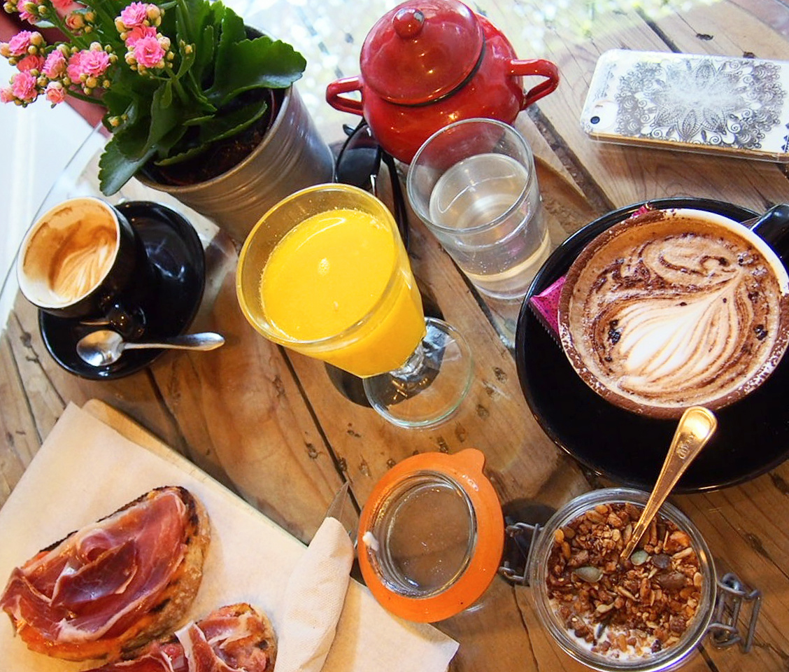 cafe3.jpg