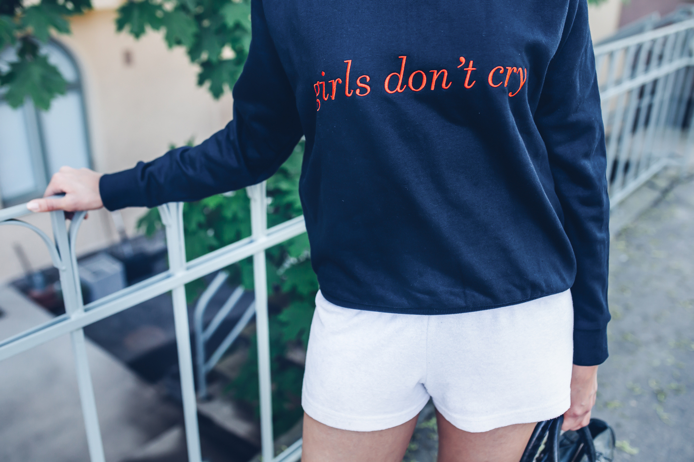 Girls don’t cry – Kriselda | Lily
