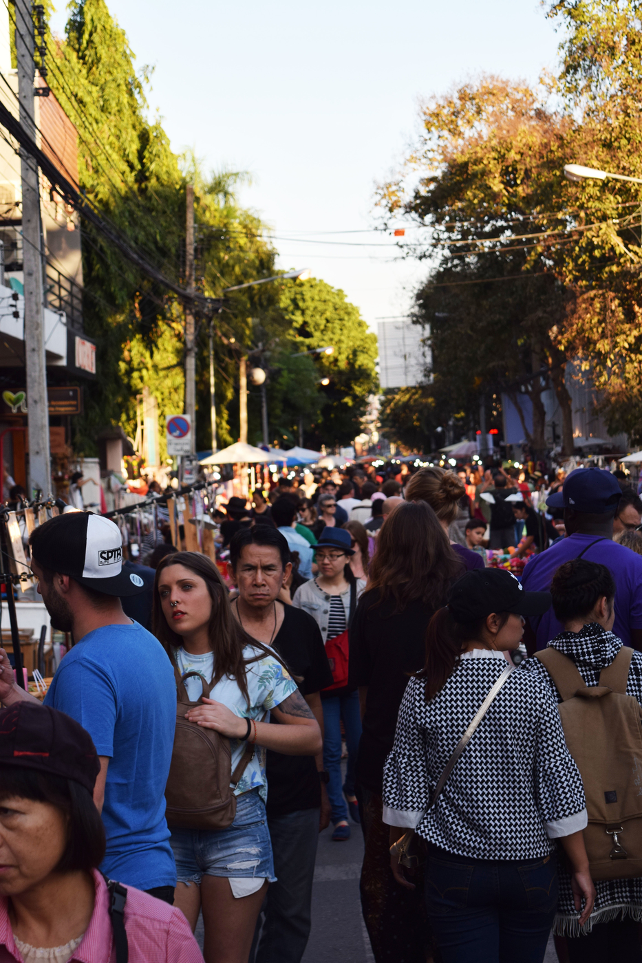 chiang mai nightmarket5.jpg