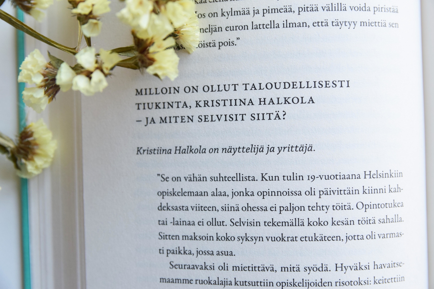 Kaikki rahasta -kirjan esittely — Julia Thurén - Juliaihminen