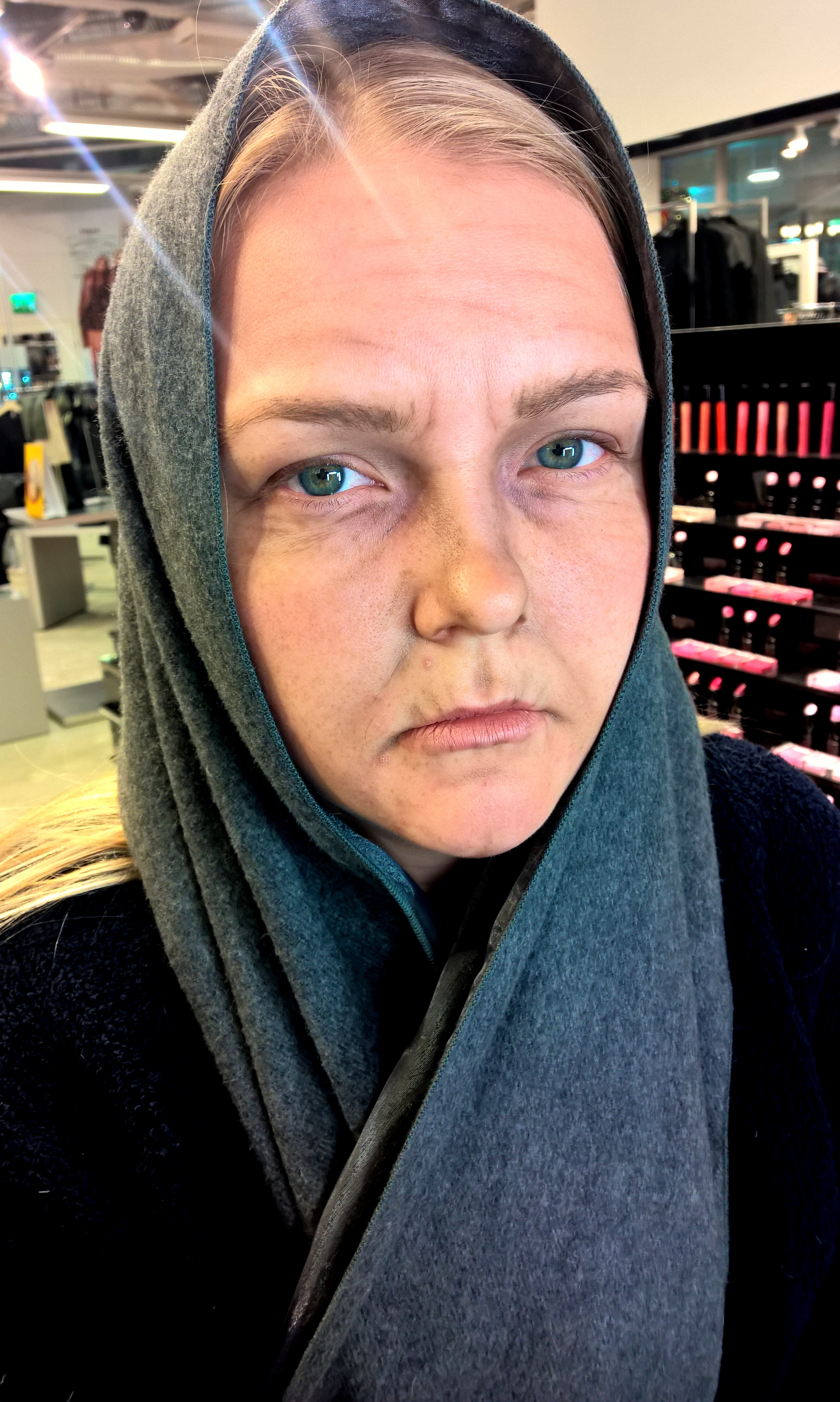 wp_20151023_19_58_43_pro_highres.jpg Old lady makeup