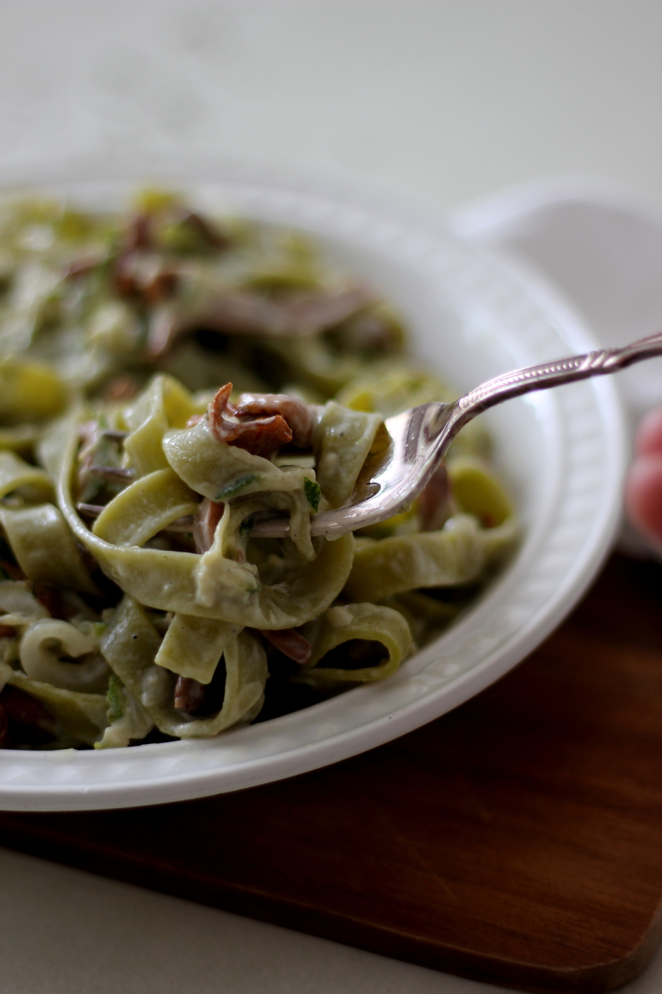 Syksyinen pasta kanttarelleilla ja kesäkurpitsalla – Hyvää ruokaa | Lily