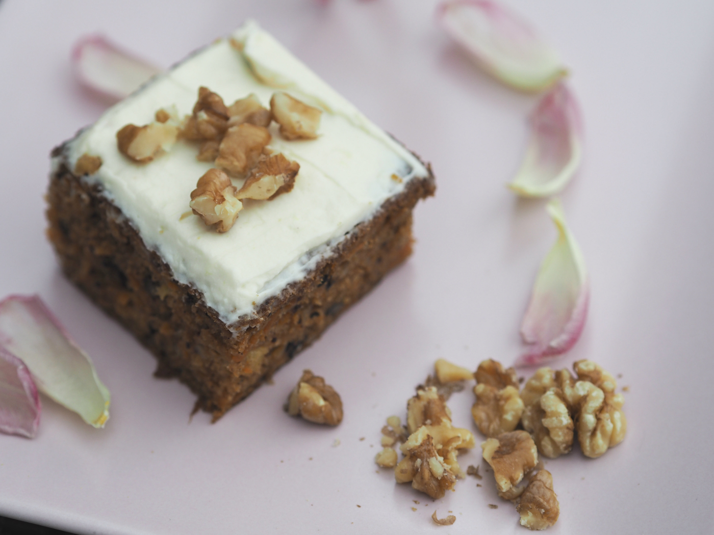 Carrot cake – porkkanan mehukas viettelys – Minnean muruja | Lily