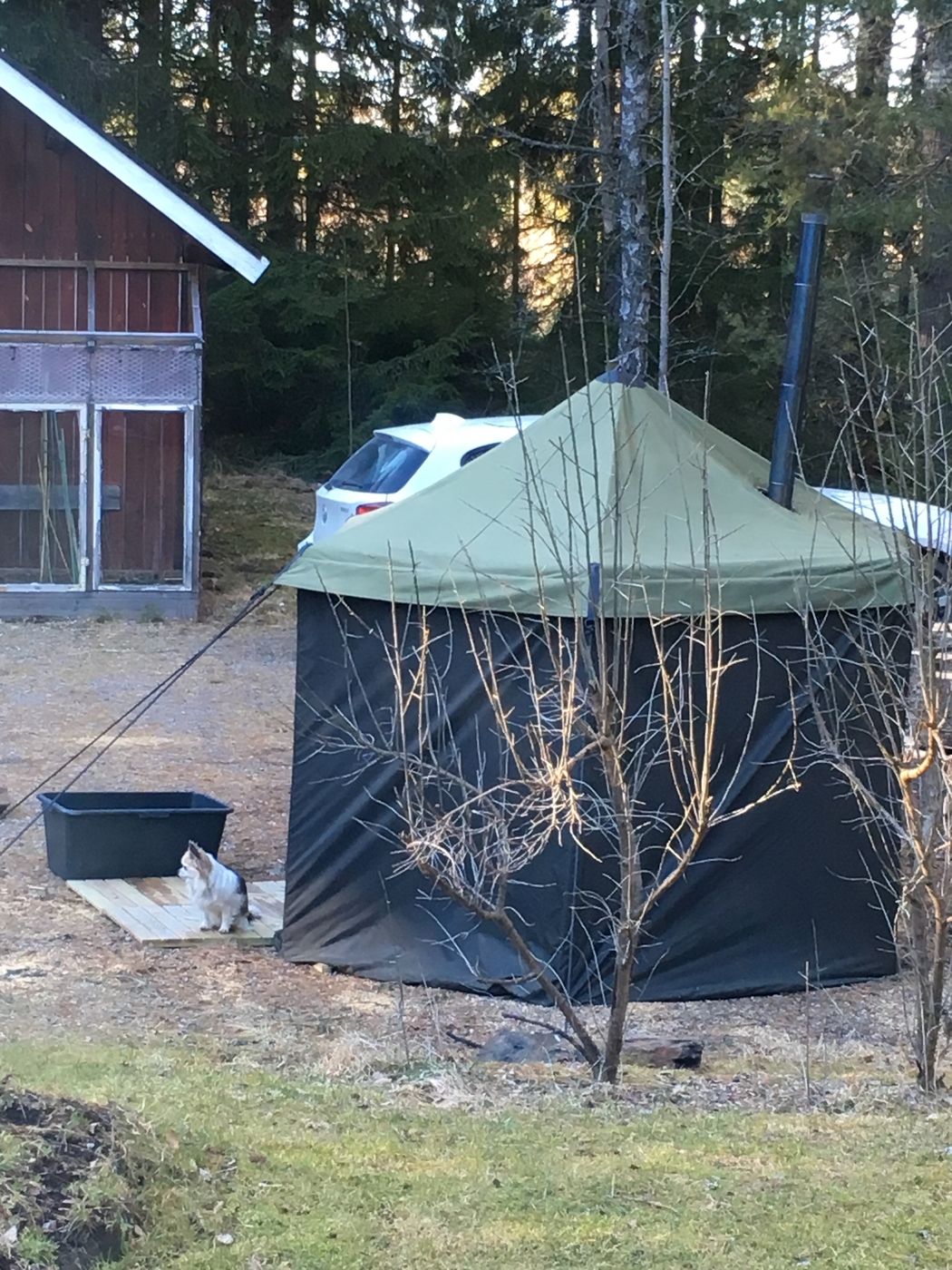 Aina vain mökillä