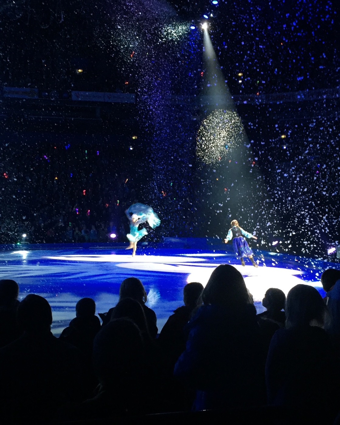 Elsa ja Anna on Ice