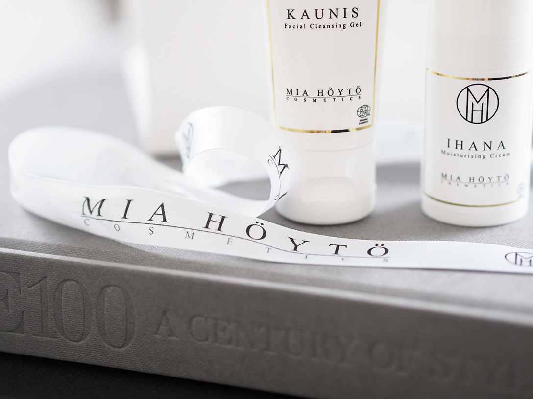 Mia-Höytö-Cosmetics3.png