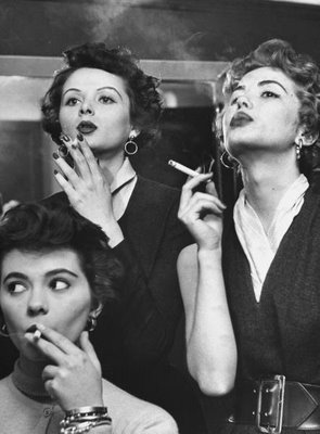 smoking_ladies-1.jpg