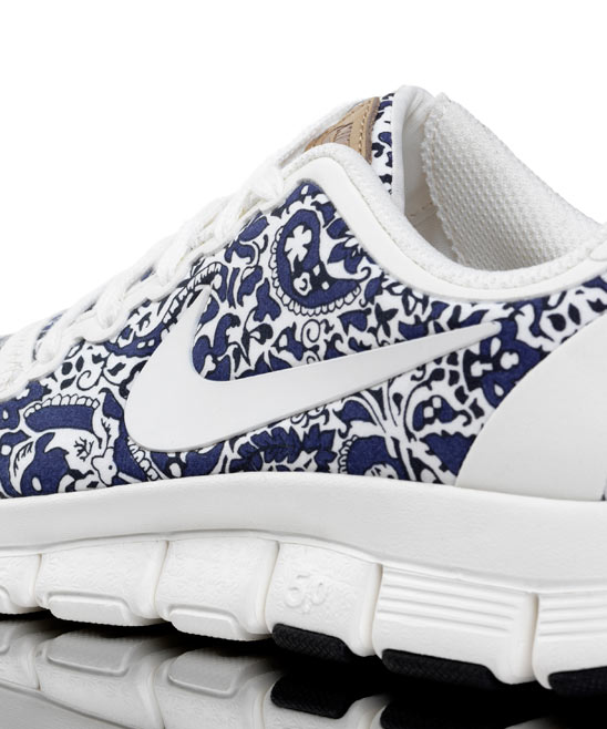 ss12nike146100330-blue_3.jpg