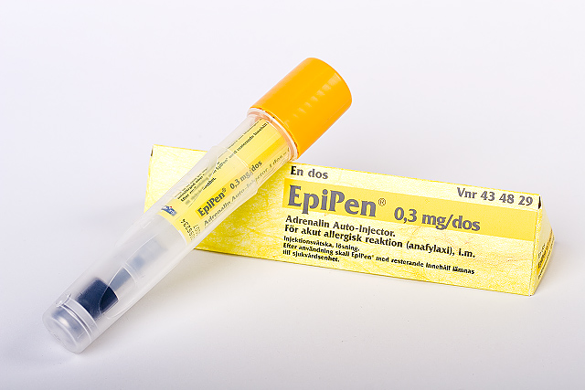 epipen_suojakotelo.jpg