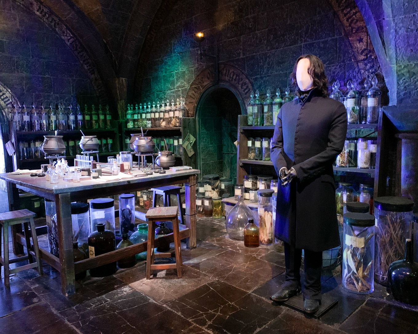 Harry Potter -fanin unelmien täyttymys: kierros Warner Brothersin  studioilla Lontoossa