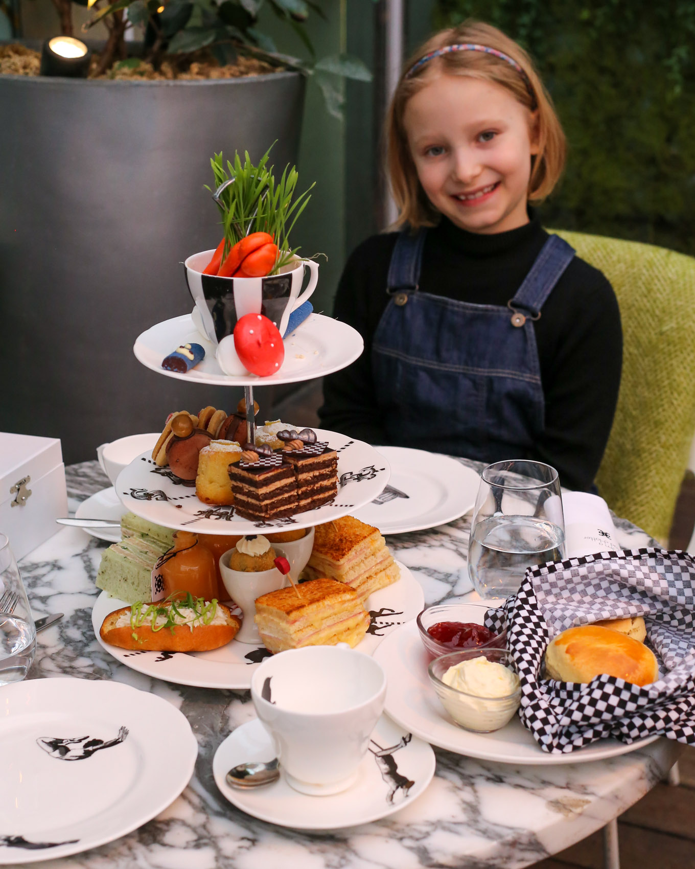 Mad Hatter's Afternoon Tea