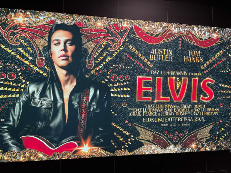 Elokuva nimeltä Elvis
