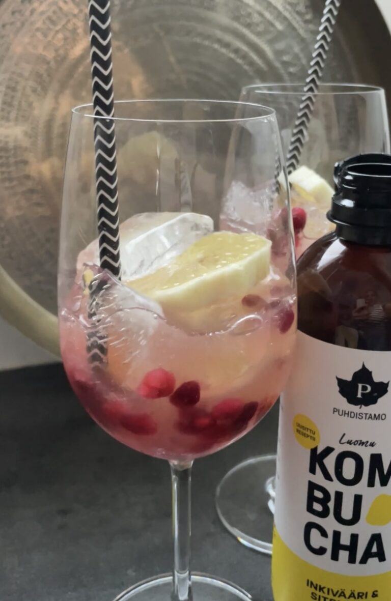 Raikas alkoholiton juoma – clean girl drink