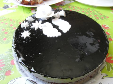 Salmiakki-lakritsa kakku