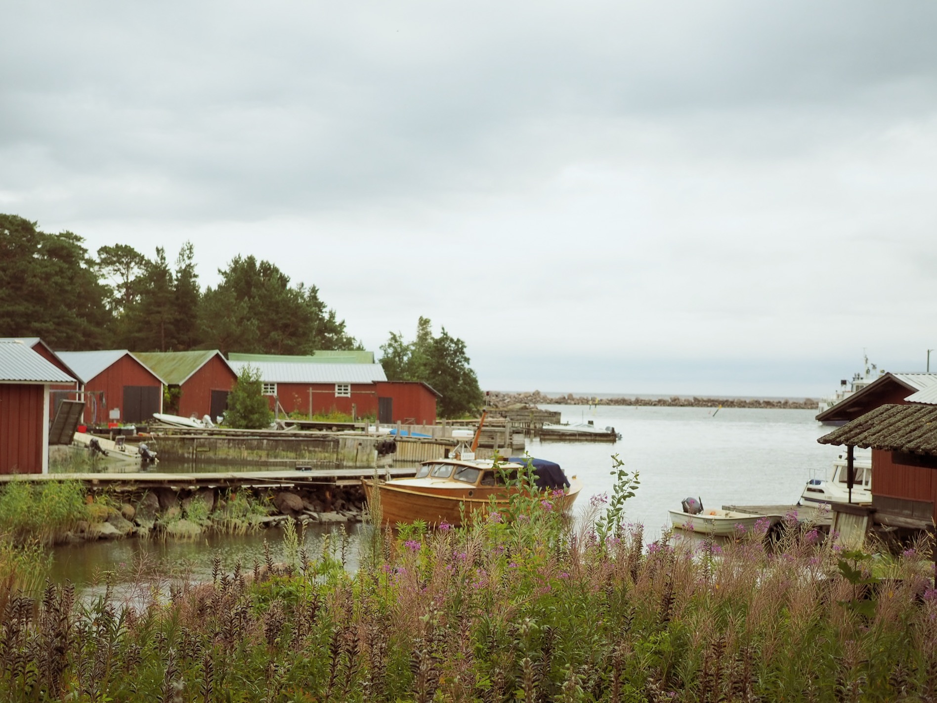 Lähimatkailua: Pyhtään Kaunissaari – Vähän vähemmän | Lily