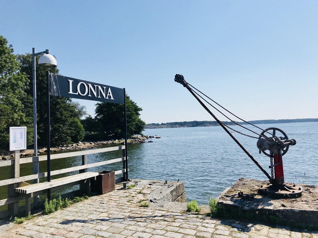 Island Hopping: Lonna-Vallisaari-Suomenlinna – Out of Office | Lily