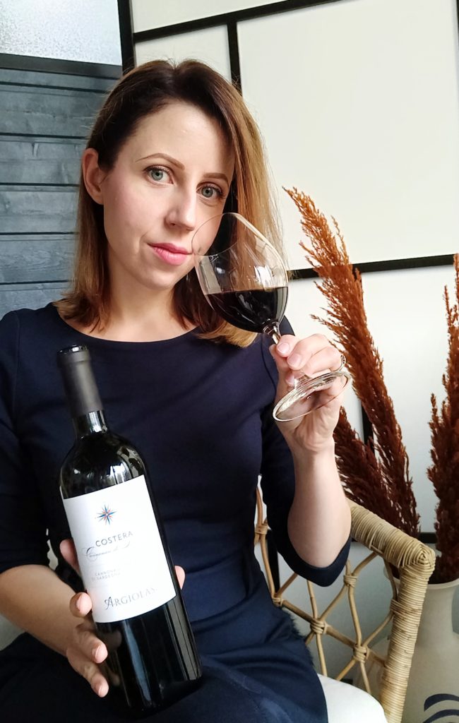 Perjantaipullo: Argiolas Costera 2017