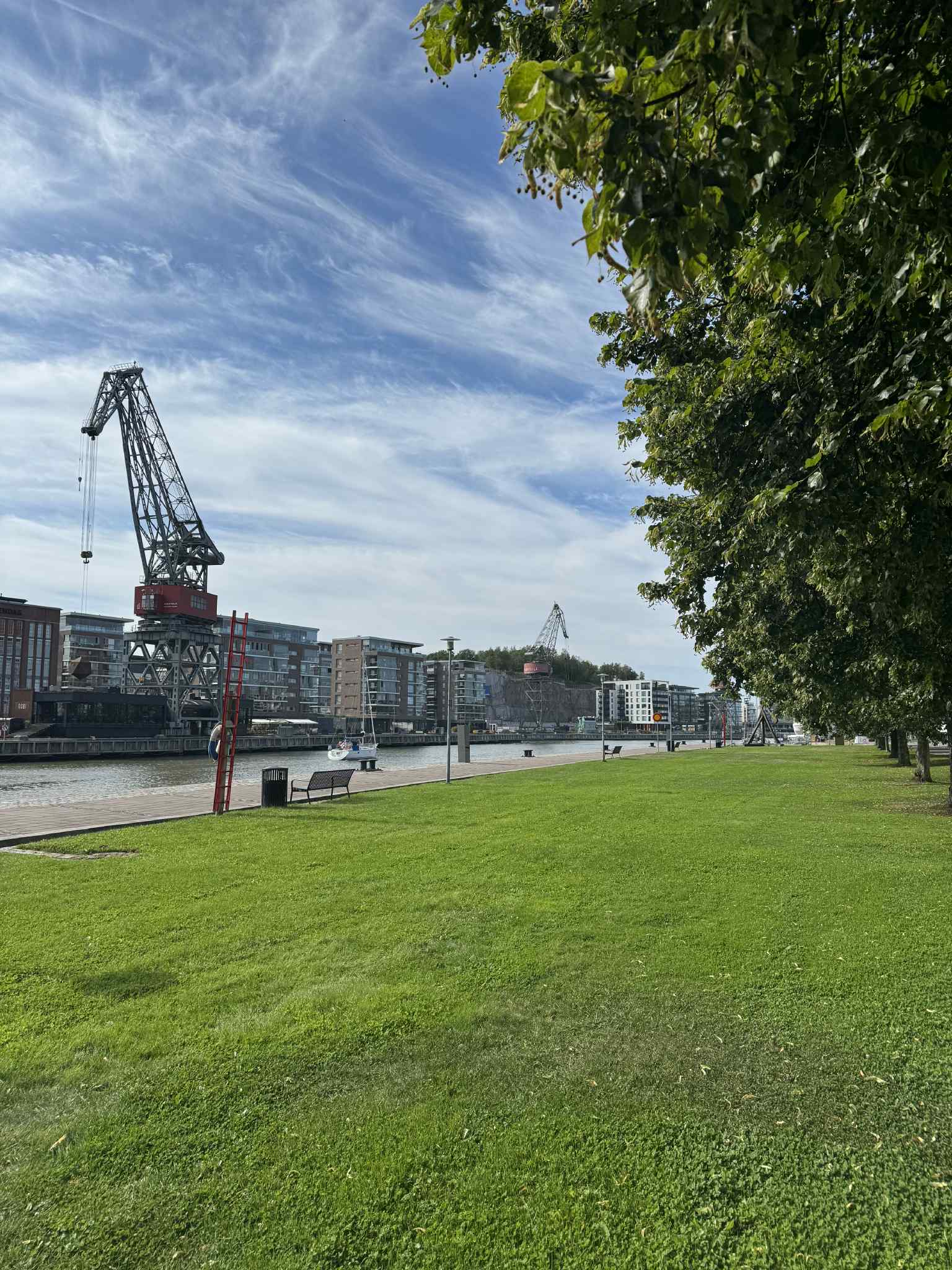 Aurajokirannan telakkamaisema