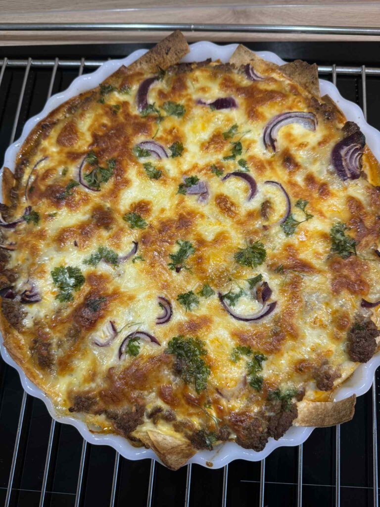 Helppo ja hyvä arkiruoka: tortillapiirakka