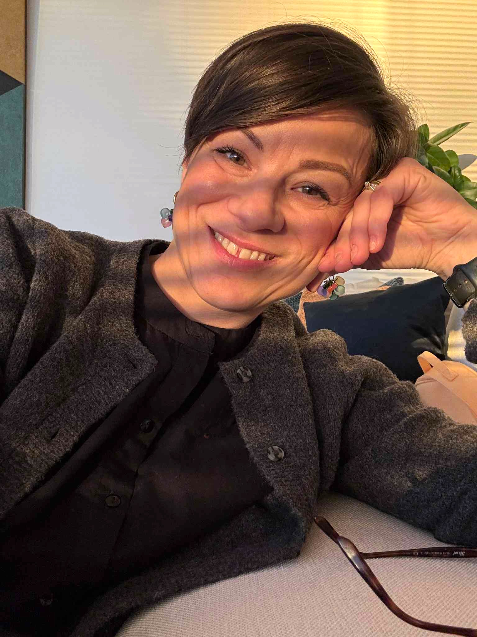 Minna sohvalla