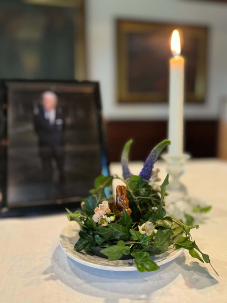 Kymmenen ajatusta läheisen hautajaisista