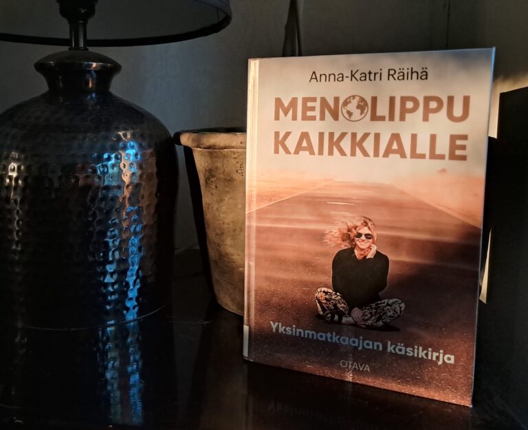 Anna-Katri Räihä: Menolippu kaikkialle