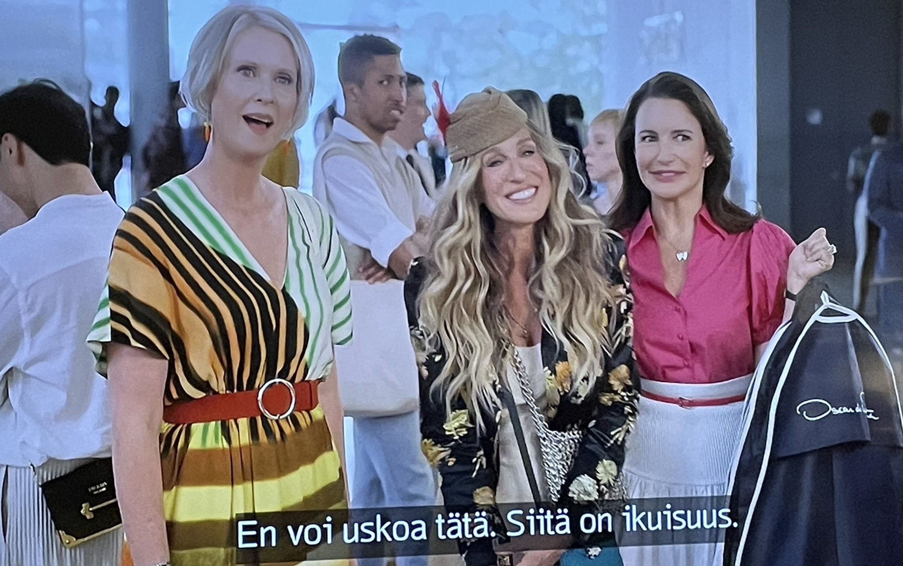 And Just Like That Carrie, Miranda ja Charlotte.