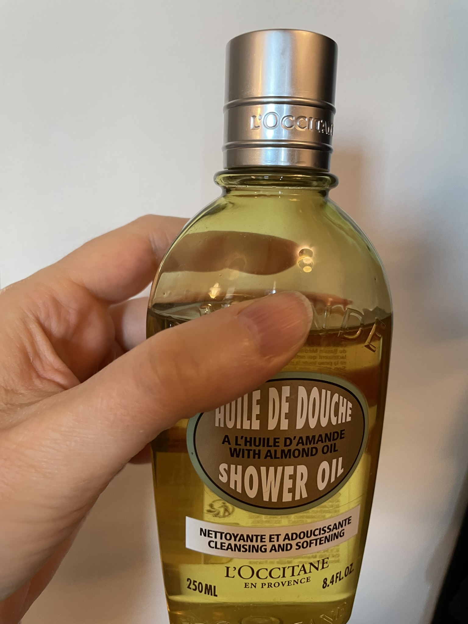 L'occitane suihkuöljy.