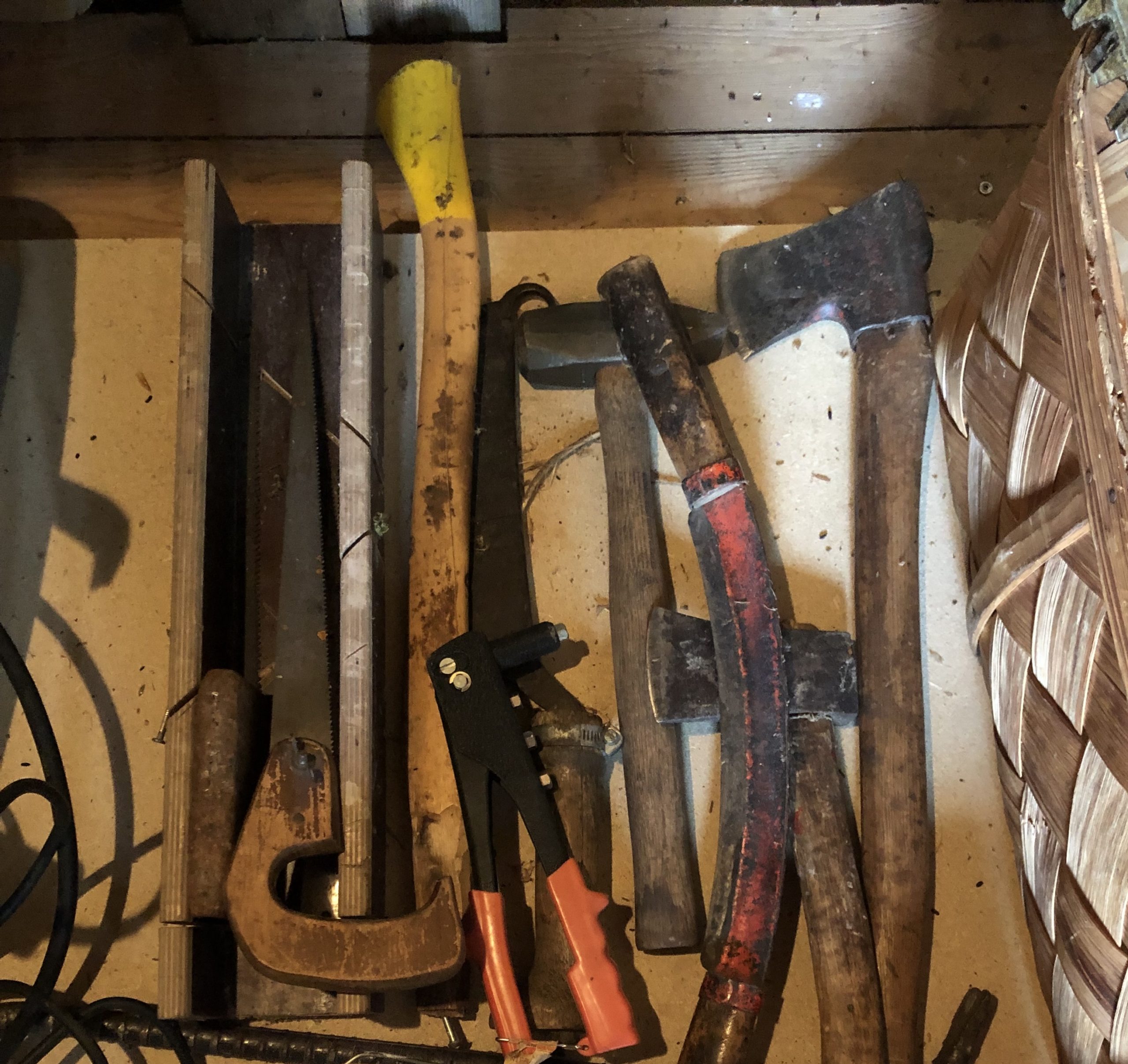 Vanhoja työkaluja