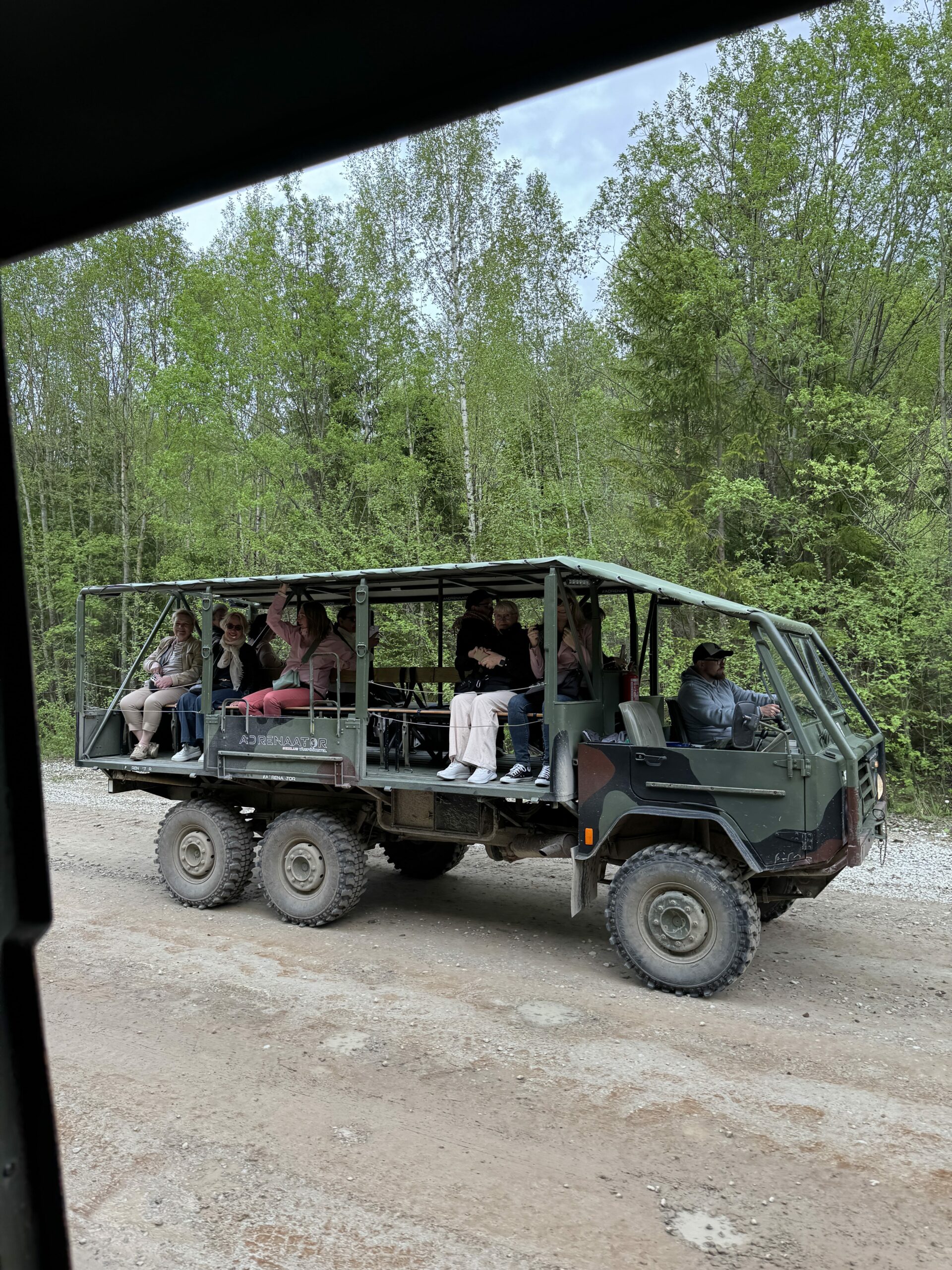 Louhossafari auto