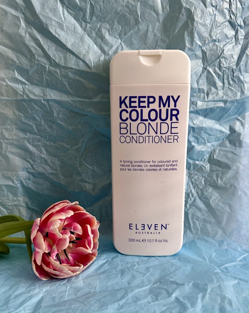 Eleven-blondihoitoaine