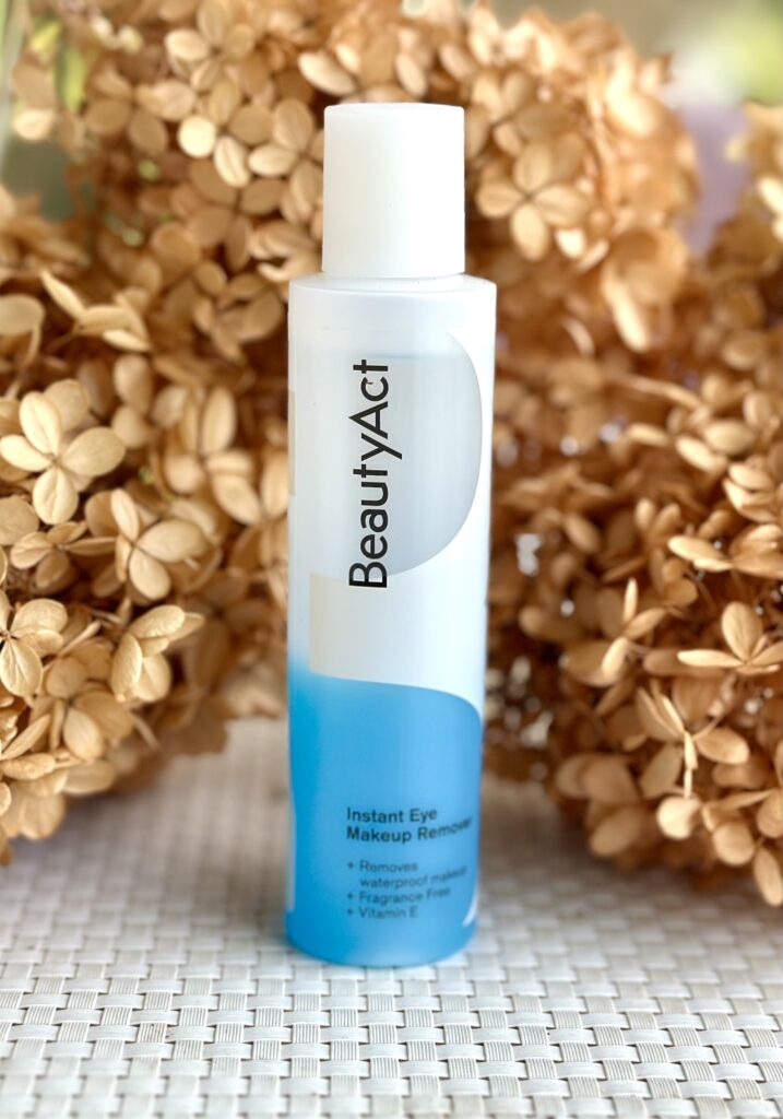 Paras silmämeikinpoistoaine Beauty act