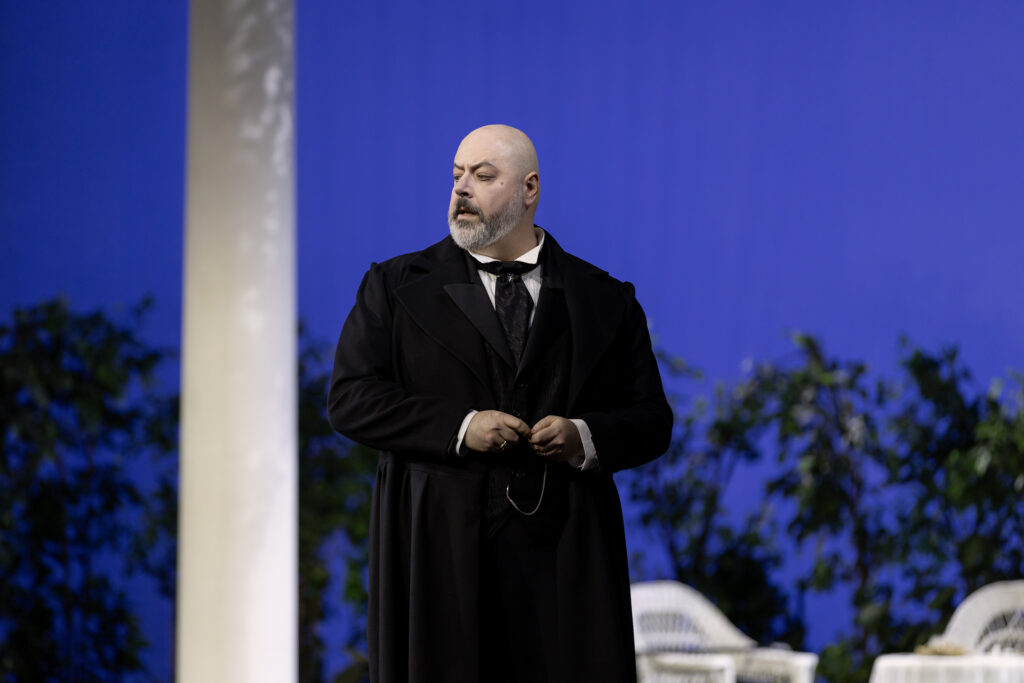 La Traviata isä