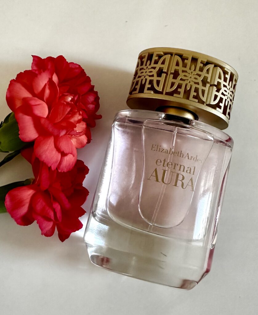 kesätuoksut-elizabeth-arden-aura